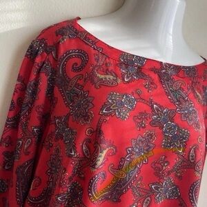 LOFT WOMEN’s Plus Size 26W Red PaisleyTop